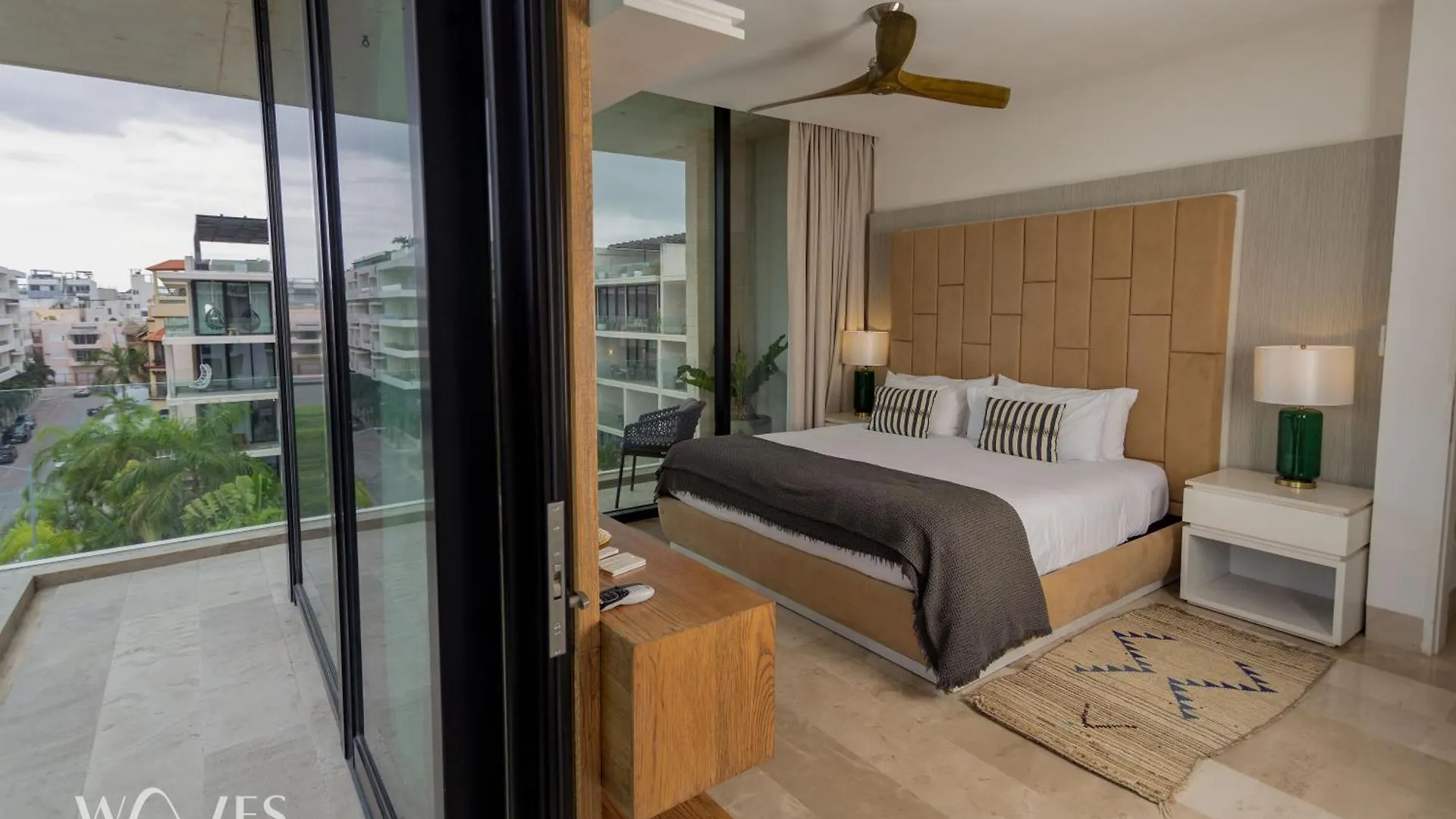 アパート プレヤデルカーメン3 Br. Ocean Front Ph With Stunning Viewsアパートメント